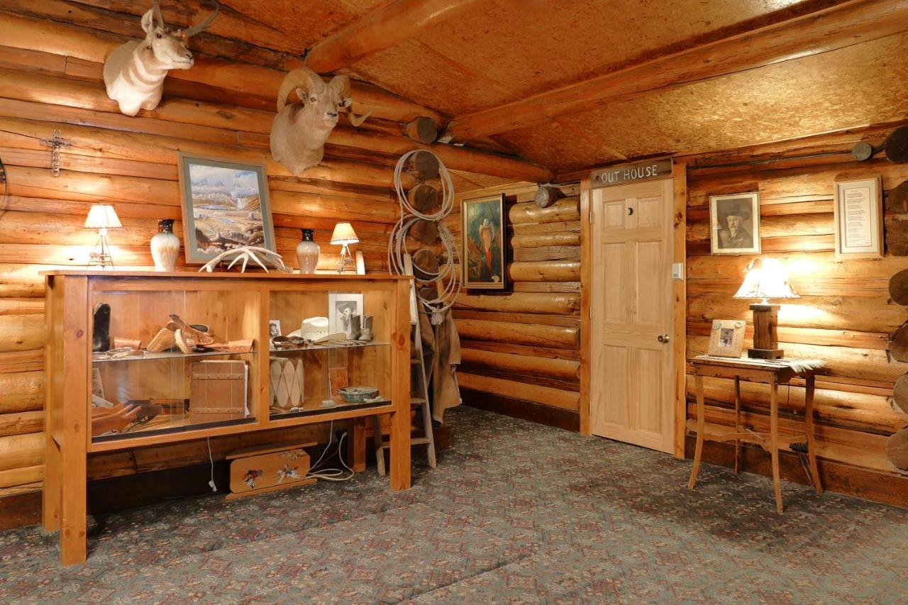 Bill Cody Ranch Hotell Exteriör bild