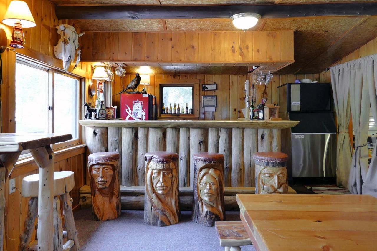 Bill Cody Ranch Hotell Exteriör bild