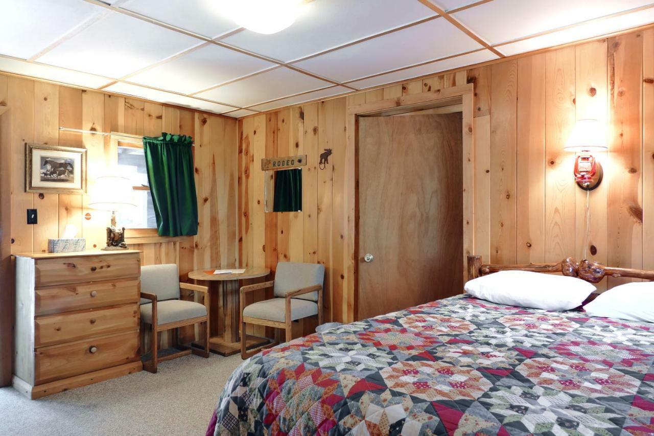 Bill Cody Ranch Hotell Exteriör bild