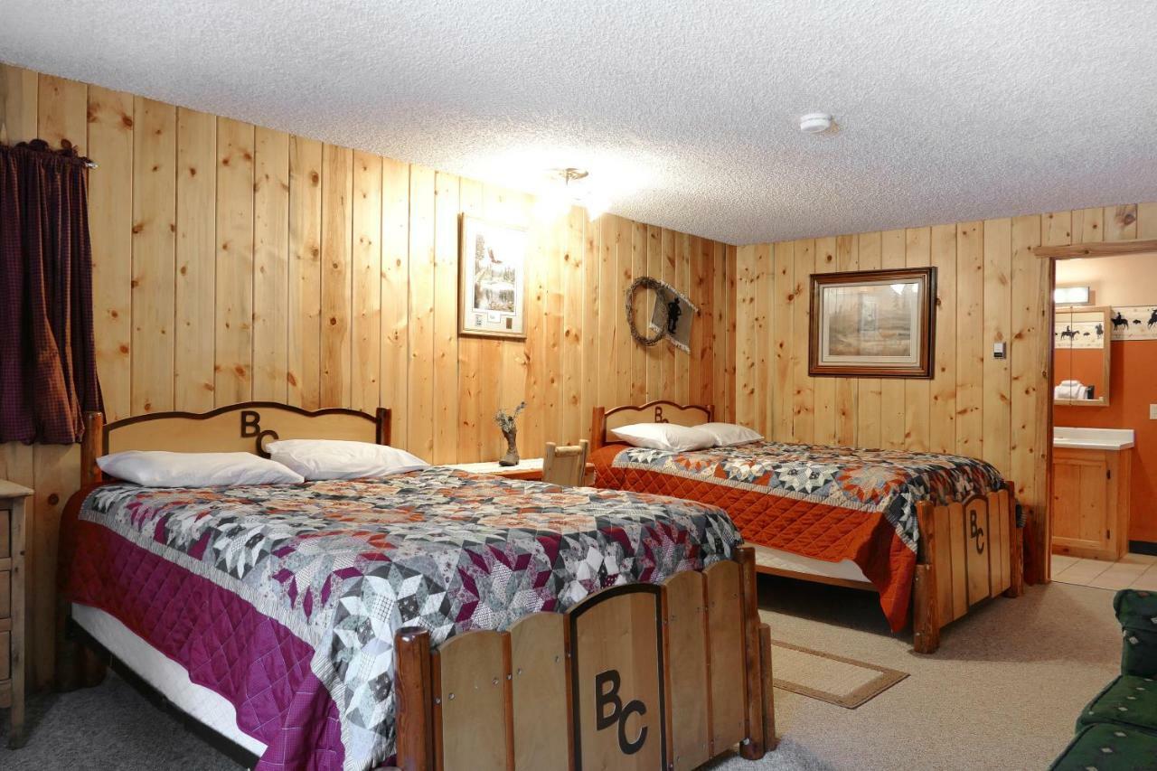 Bill Cody Ranch Hotell Exteriör bild